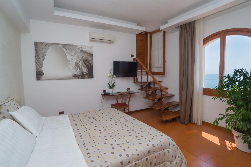 Villa Scapone Mattinata Exterior photo