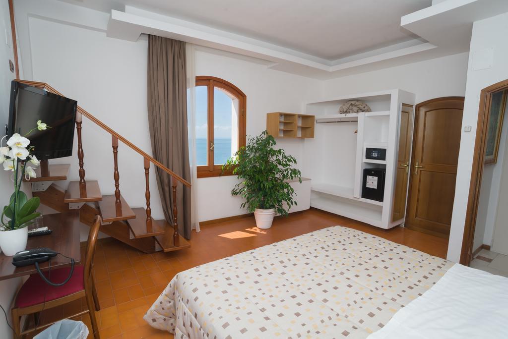 Villa Scapone Mattinata Exterior photo