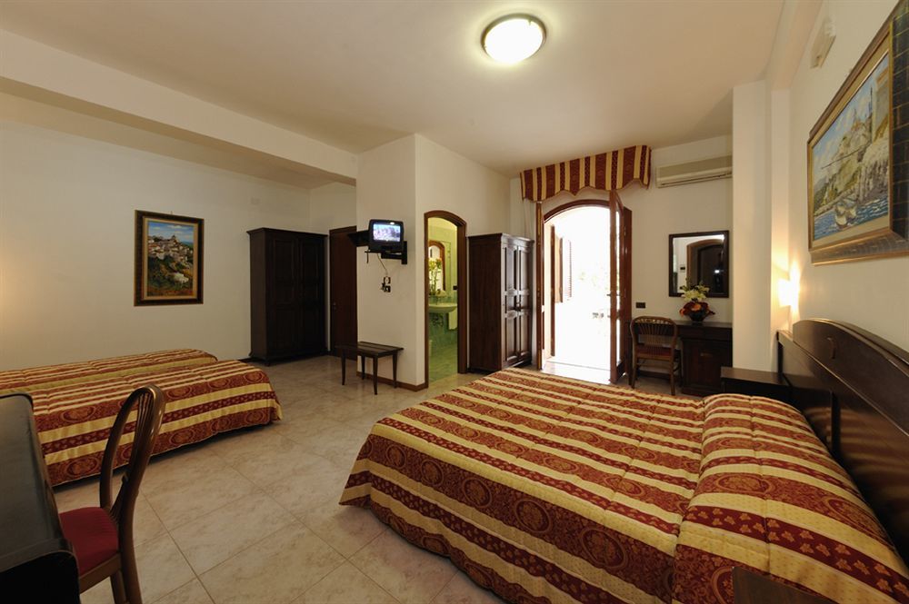 Villa Scapone Mattinata Exterior photo