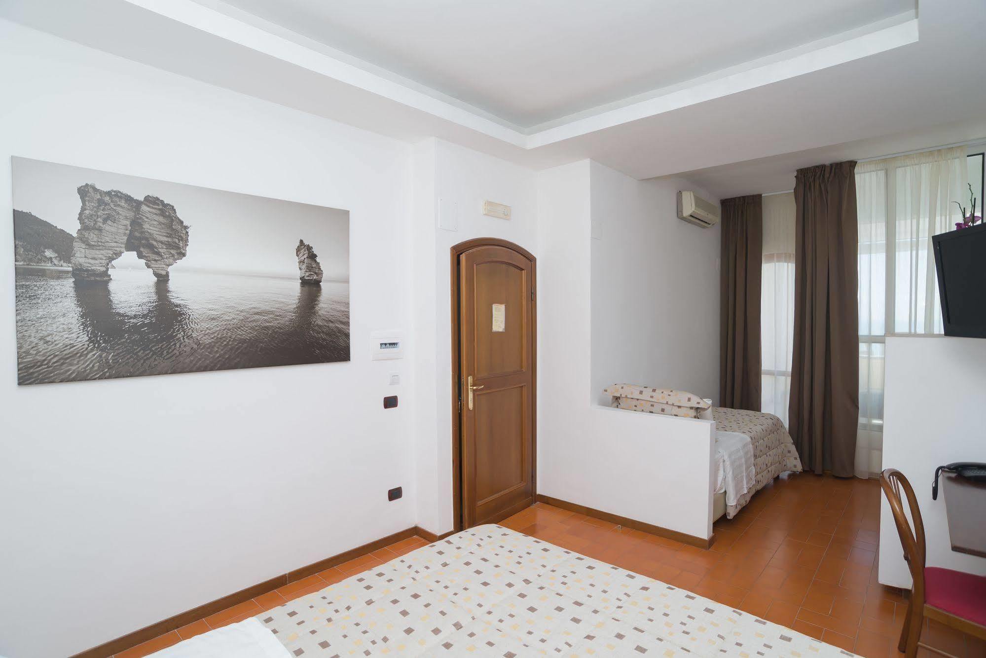 Villa Scapone Mattinata Exterior photo